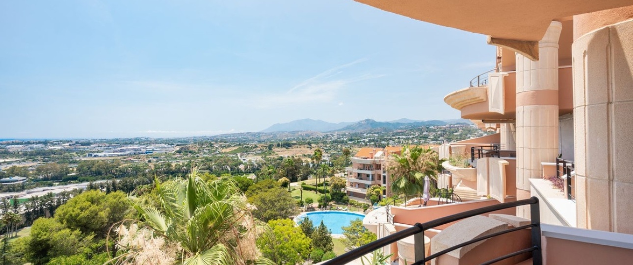 Resale - apartment - Marbella - Nueva Andalucía