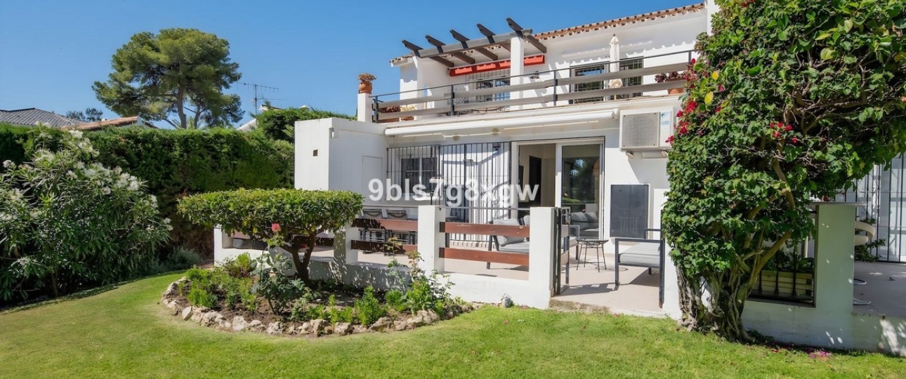 Resale - apartment - Marbella - Nueva Andalucía
