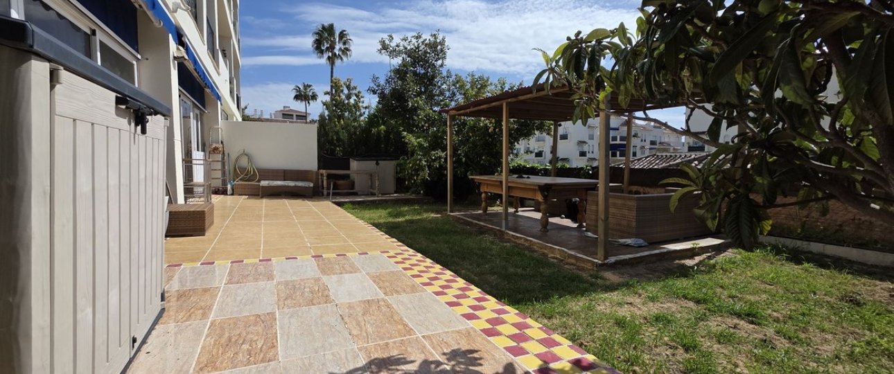 Resale - apartment - Marbella - Nueva Andalucía