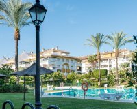 Resale - apartment - Marbella - Nueva Andalucía