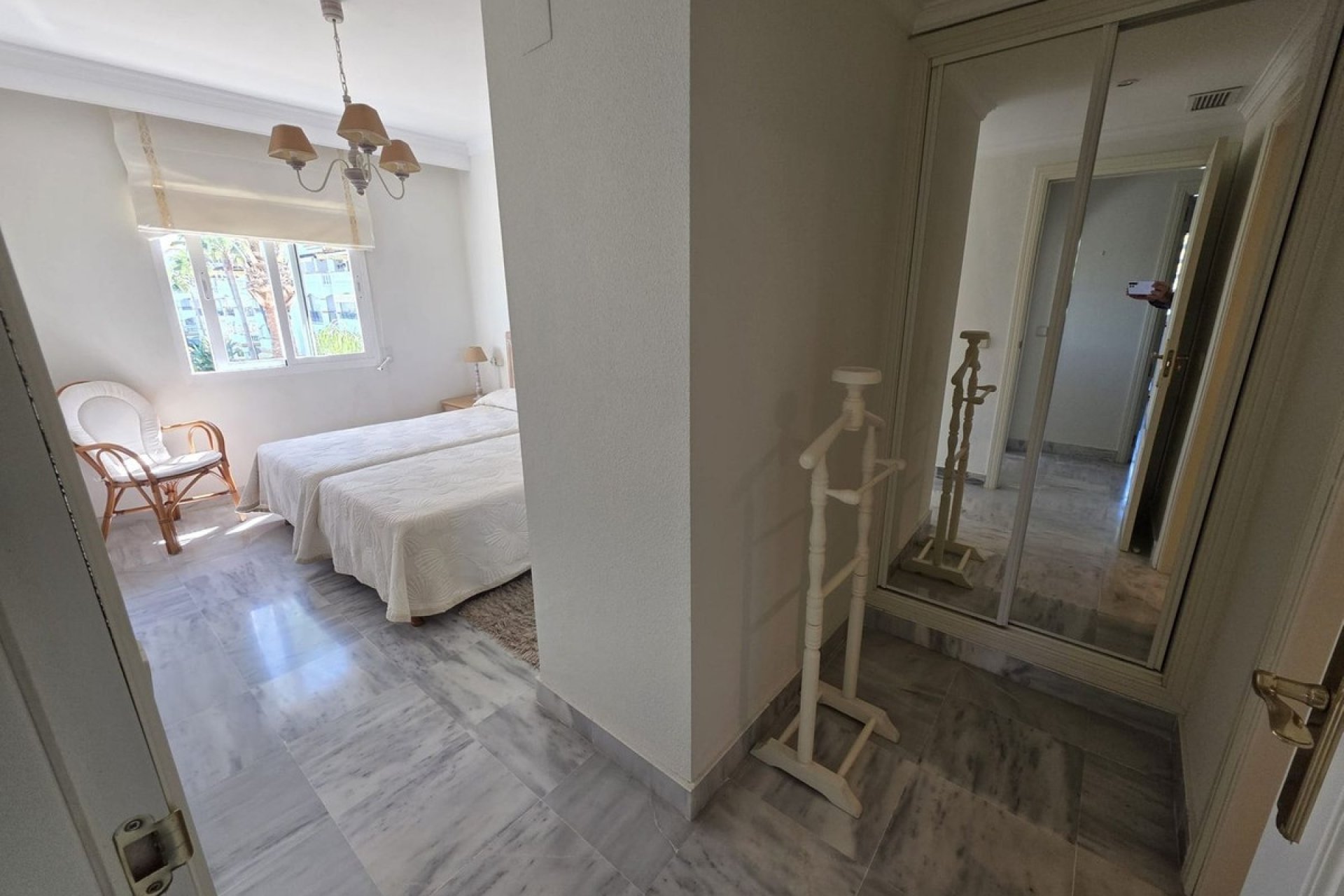 Resale - apartment - Marbella - Nueva Andalucía