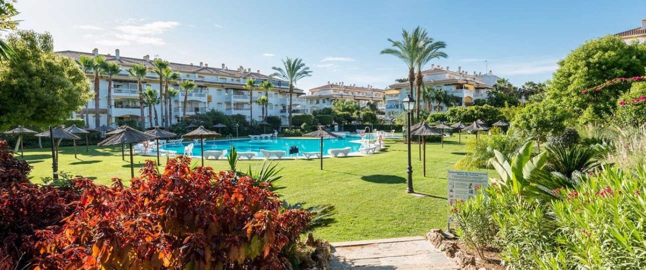 Resale - apartment - Marbella - Nueva Andalucía