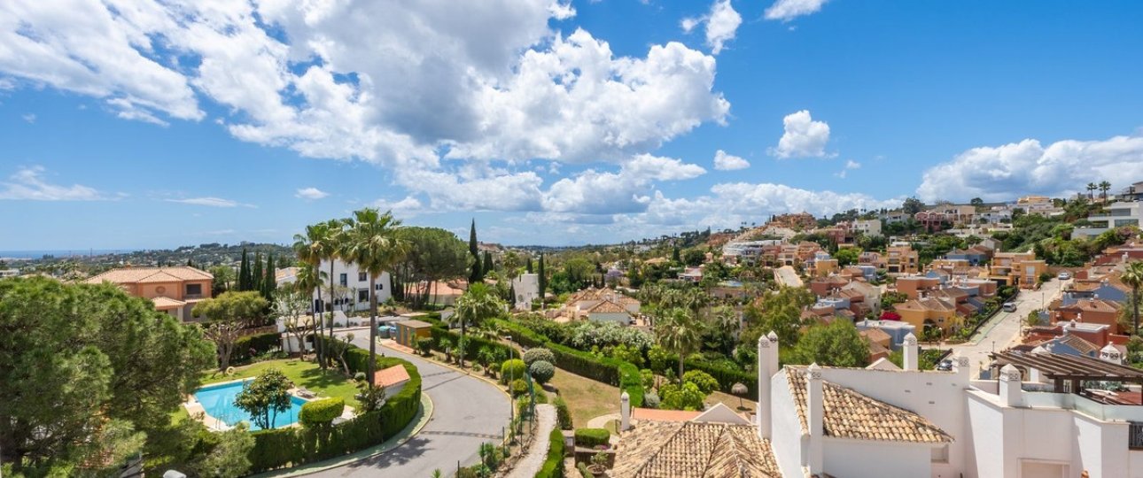 Resale - apartment - Marbella - Nueva Andalucía