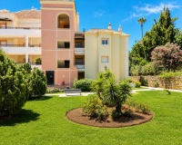 Resale - apartment - Marbella - Nueva Andalucía