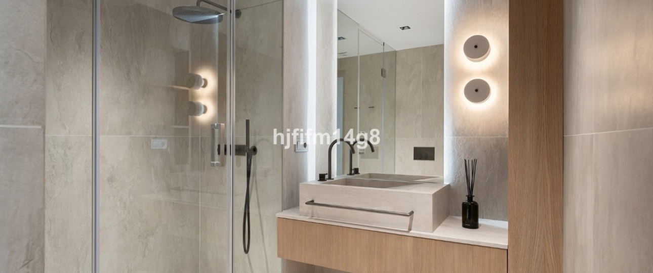 Resale - apartment - Marbella - Nueva Andalucía