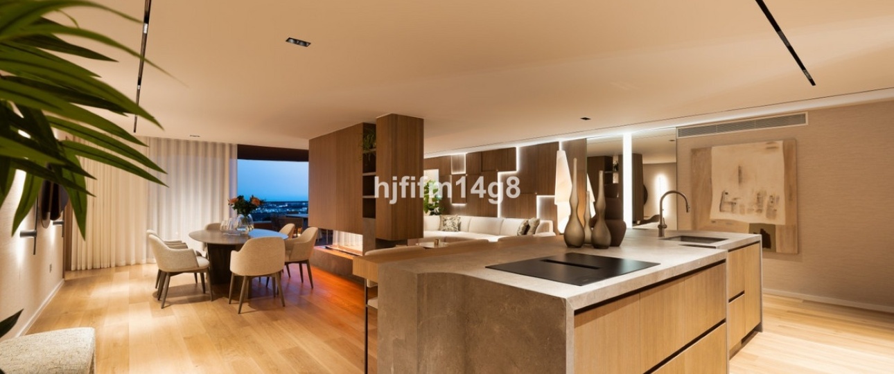 Resale - apartment - Marbella - Nueva Andalucía