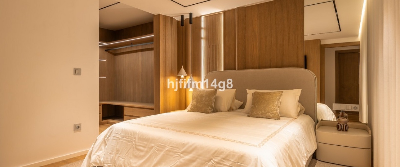Resale - apartment - Marbella - Nueva Andalucía
