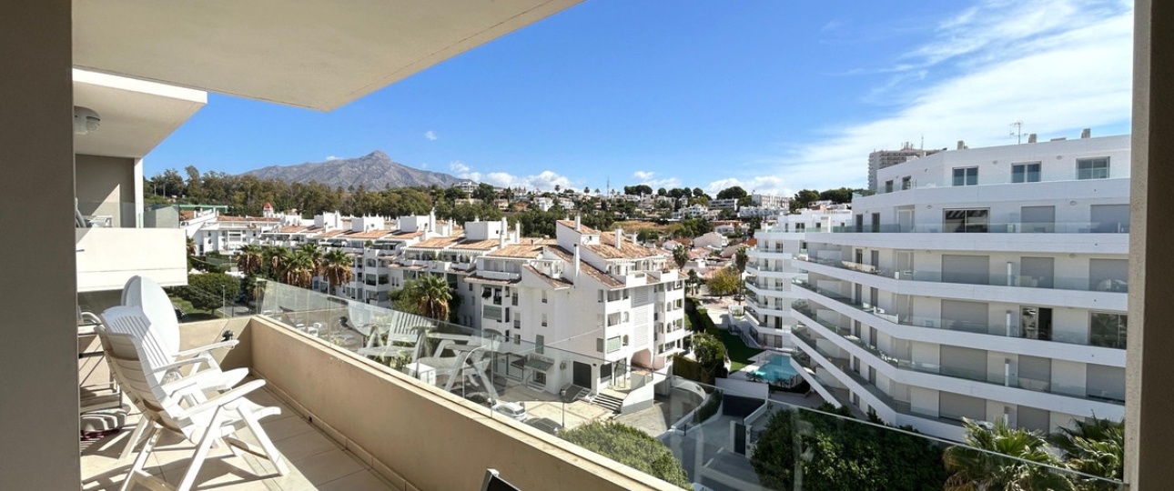 Resale - apartment - Marbella - Nueva Andalucía