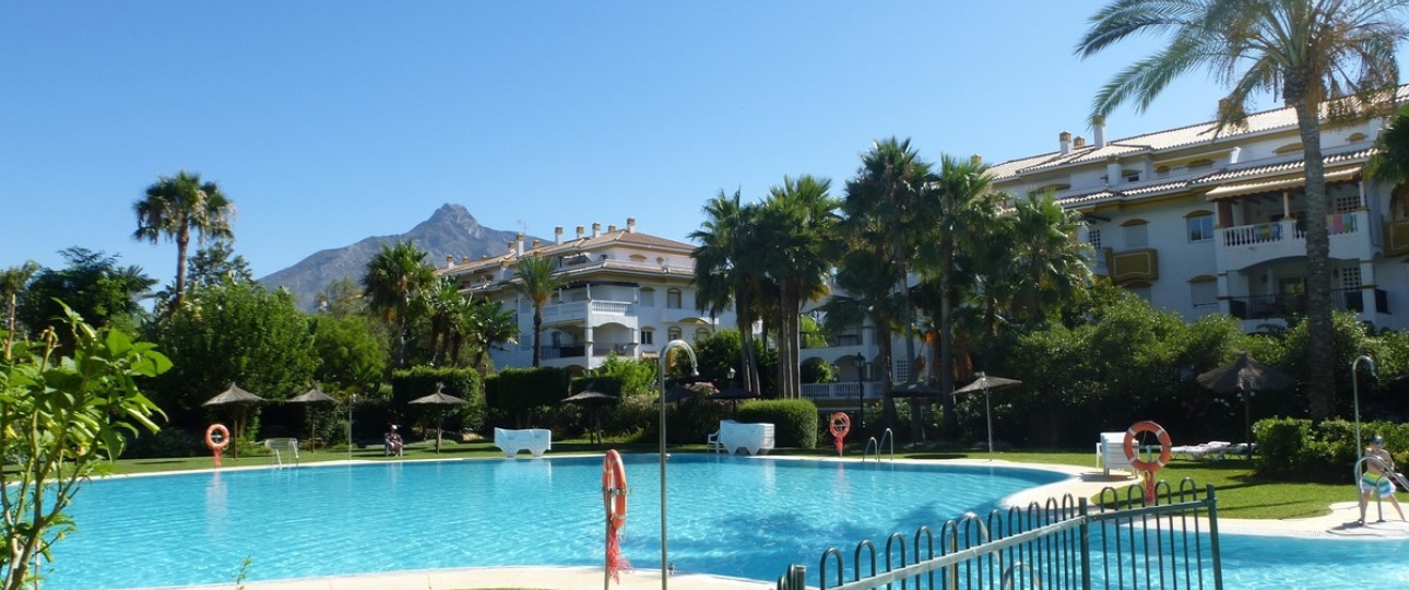 Resale - apartment - Marbella - Nueva Andalucía