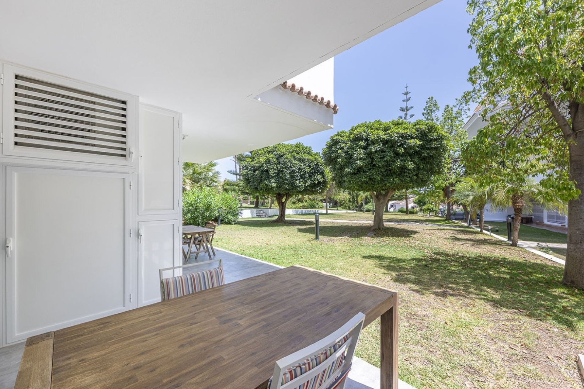 Resale - apartment - Marbella - Nueva Andalucía