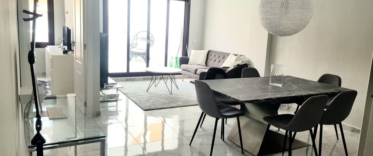 Resale - apartment - Marbella - Nueva Andalucía