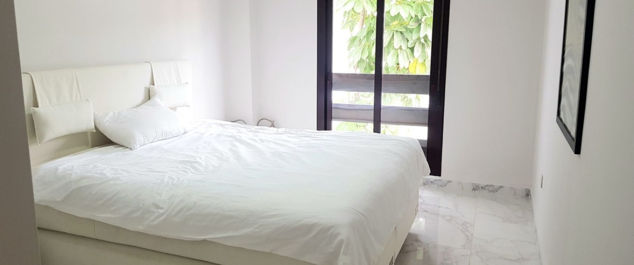 Resale - apartment - Marbella - Nueva Andalucía