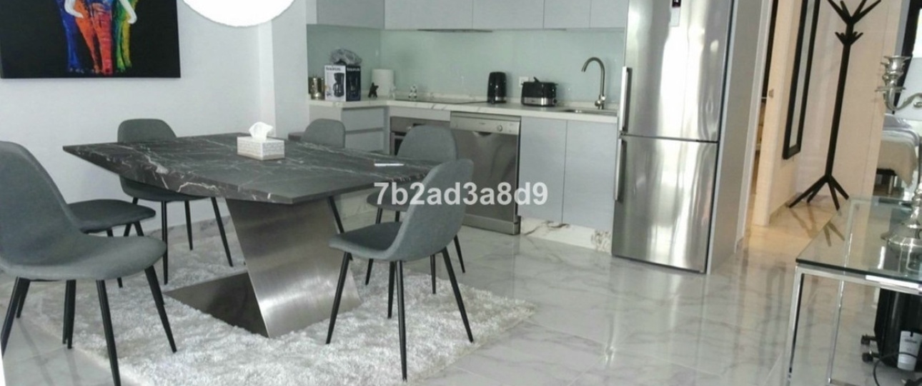 Resale - apartment - Marbella - Nueva Andalucía
