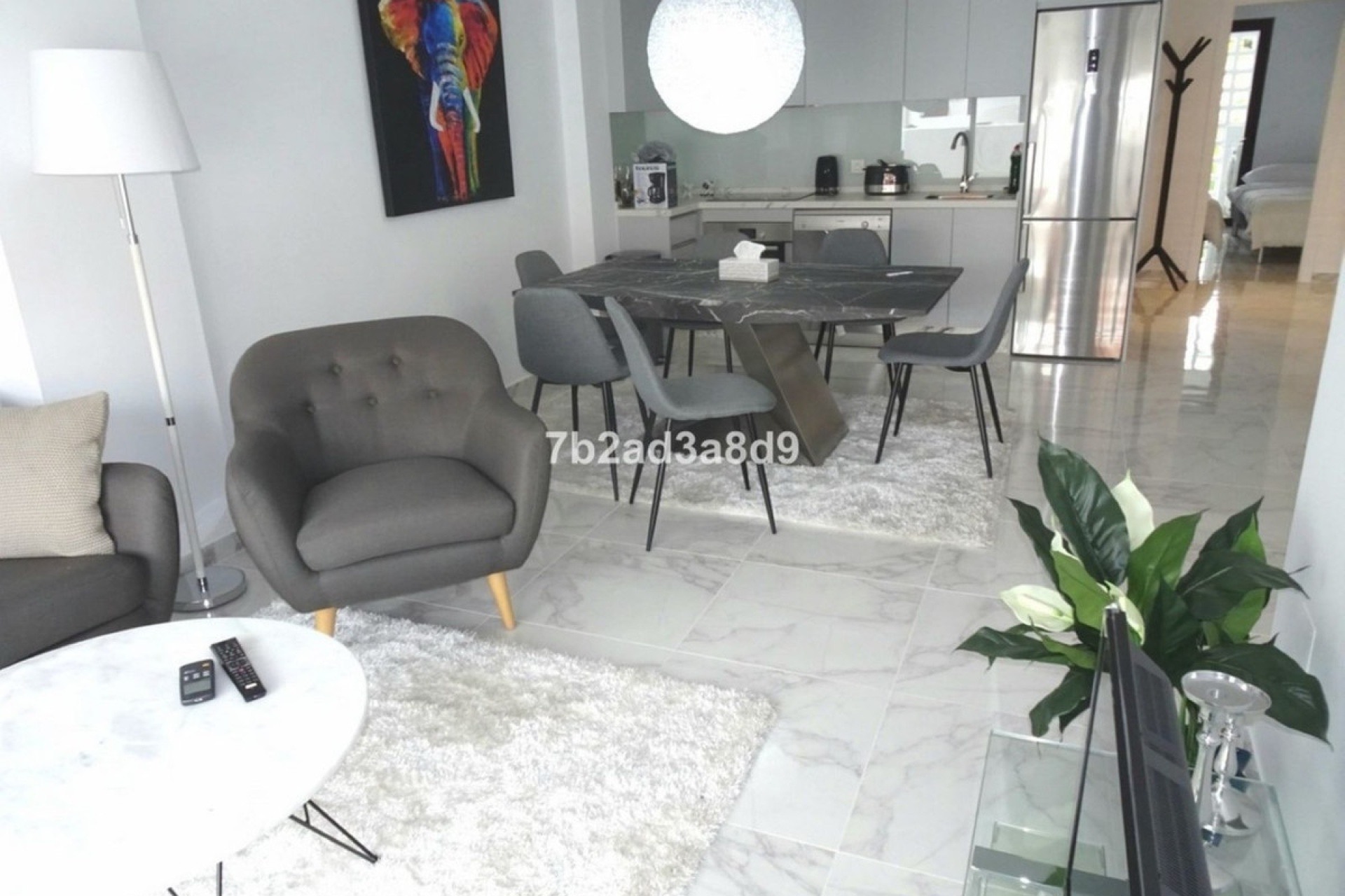 Resale - apartment - Marbella - Nueva Andalucía