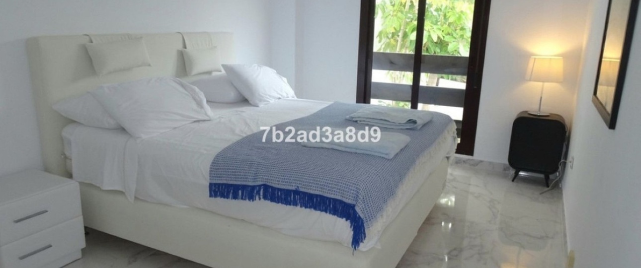 Resale - apartment - Marbella - Nueva Andalucía