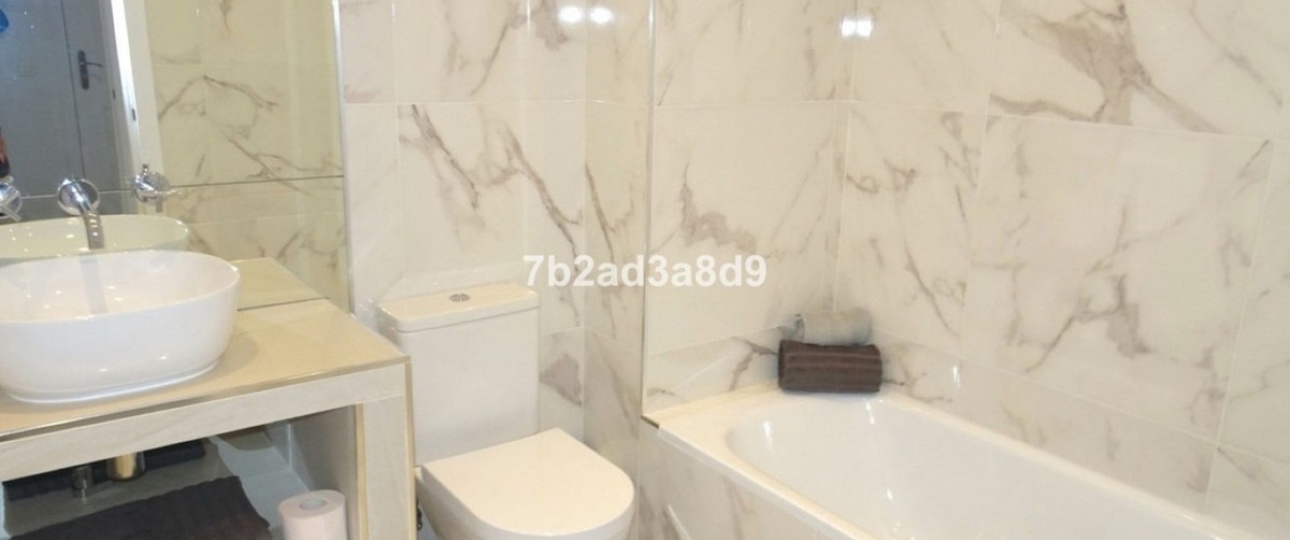 Resale - apartment - Marbella - Nueva Andalucía