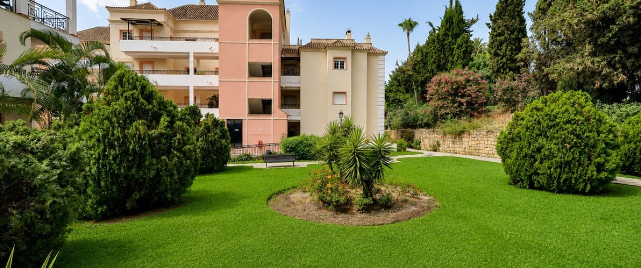 Resale - apartment - Marbella - Nueva Andalucía