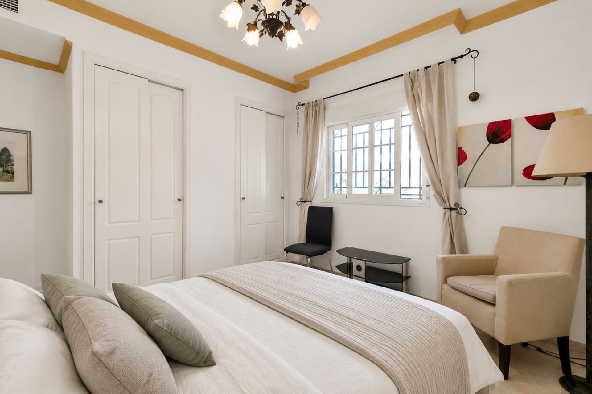 Resale - apartment - Marbella - Nueva Andalucía