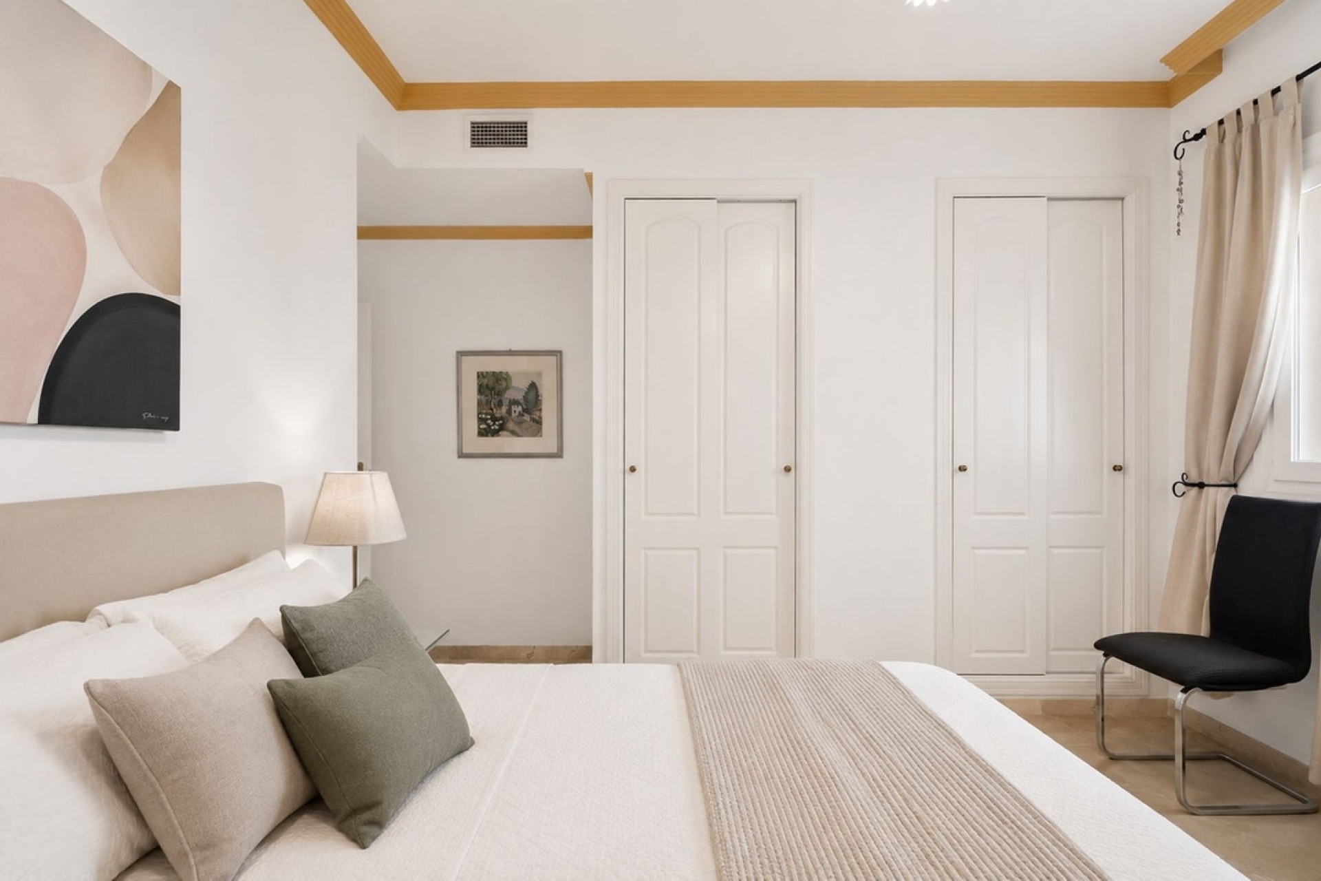 Resale - apartment - Marbella - Nueva Andalucía
