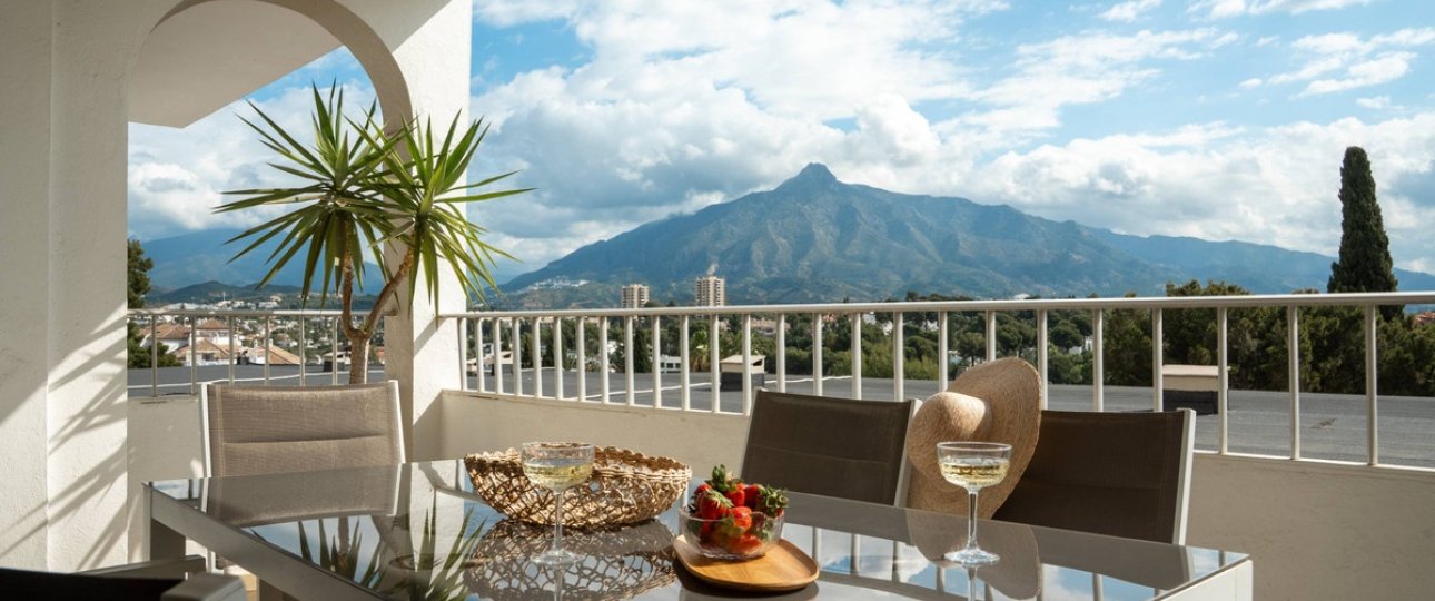 Resale - apartment - Marbella - Nueva Andalucía