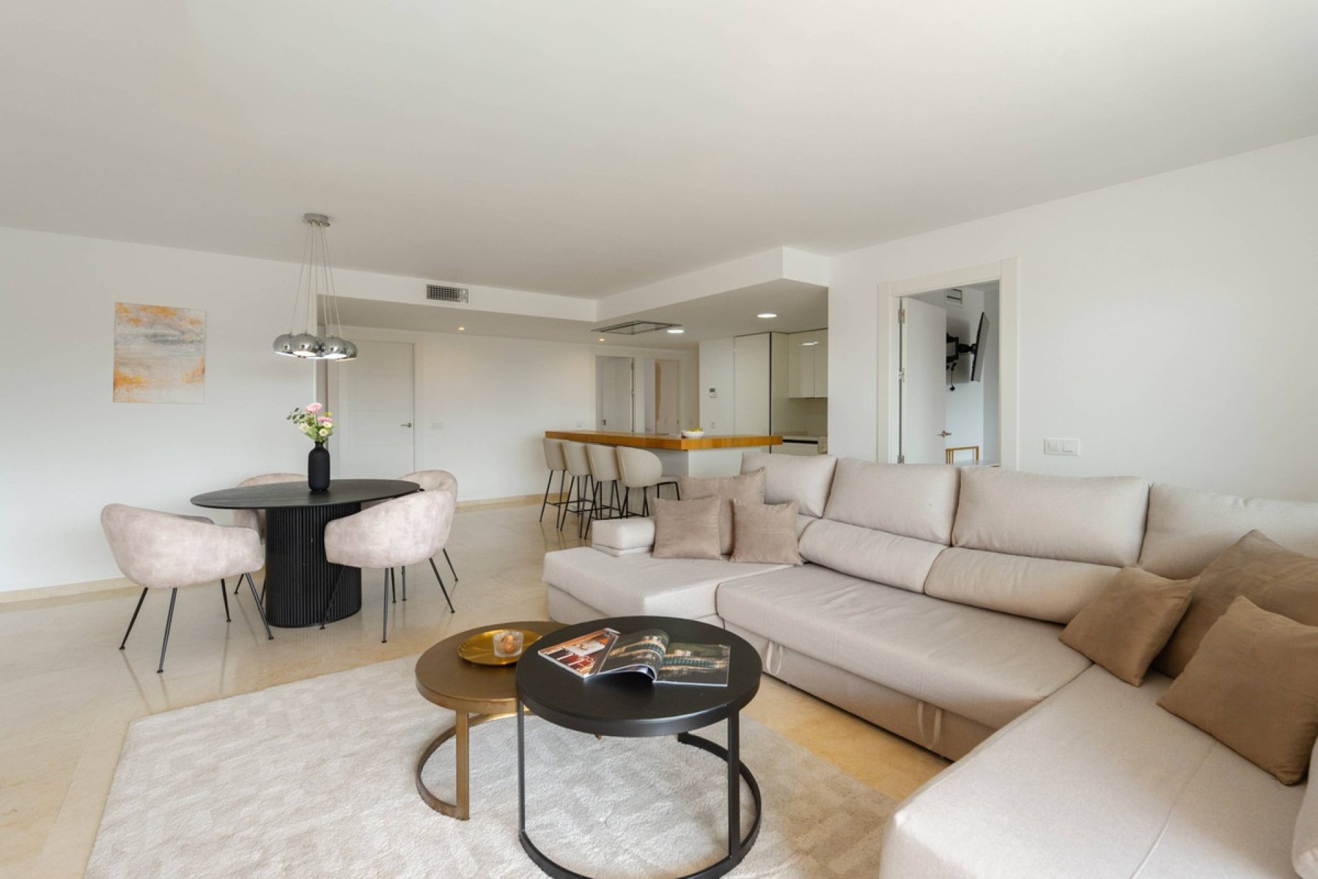 Resale - apartment - Marbella - Nueva Andalucía