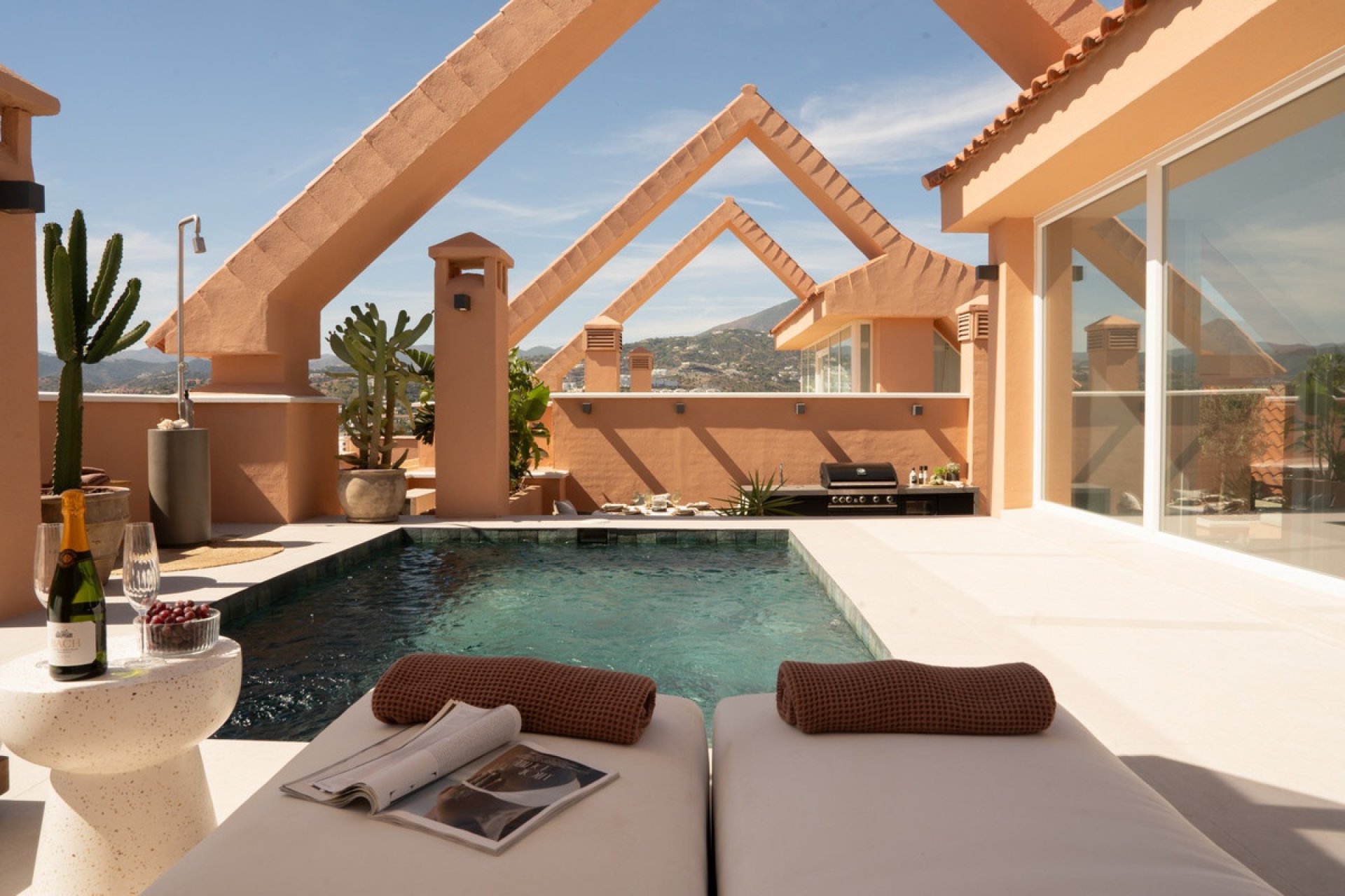 Resale - apartment - Marbella - Nueva Andalucía