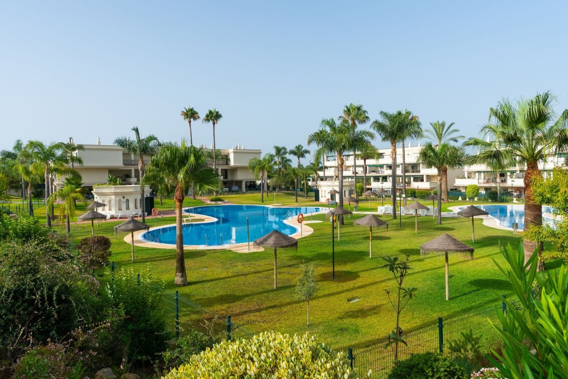 Resale - apartment - Marbella - Nueva Andalucía