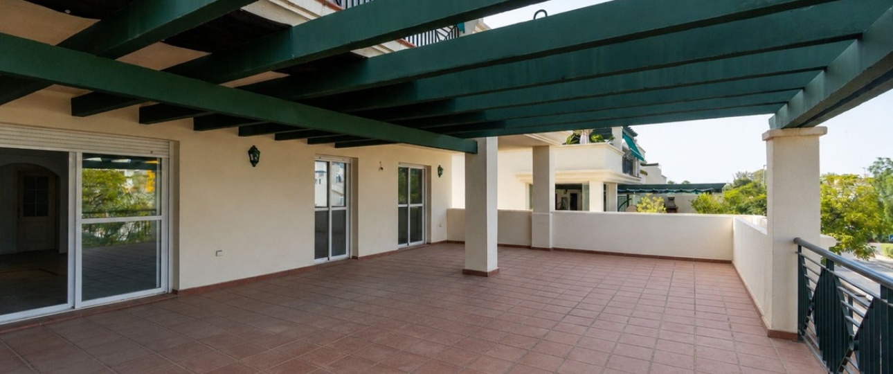 Resale - apartment - Marbella - Nueva Andalucía