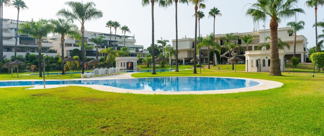 Resale - apartment - Marbella - Nueva Andalucía