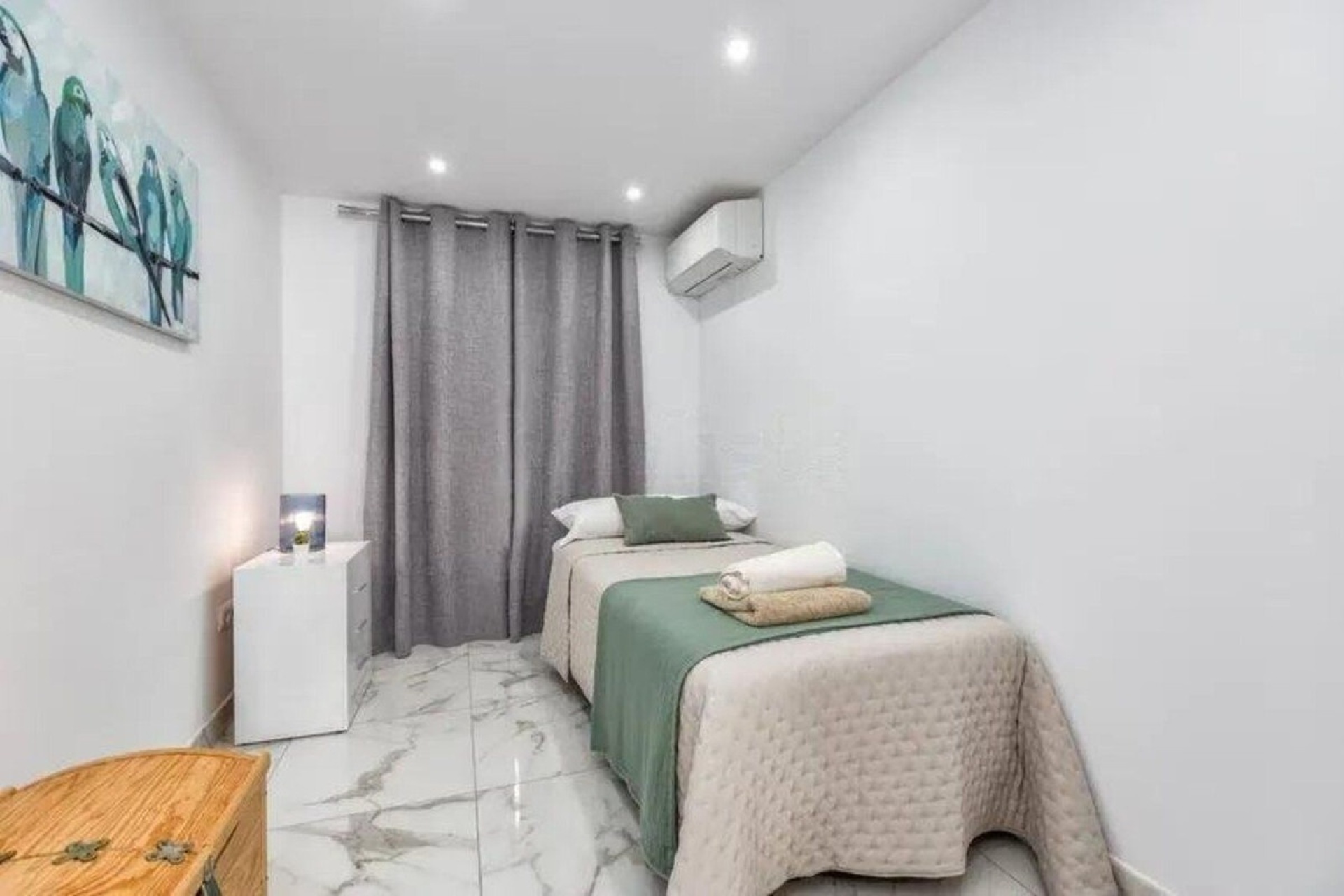 Resale - apartment - Marbella - Nueva Andalucía