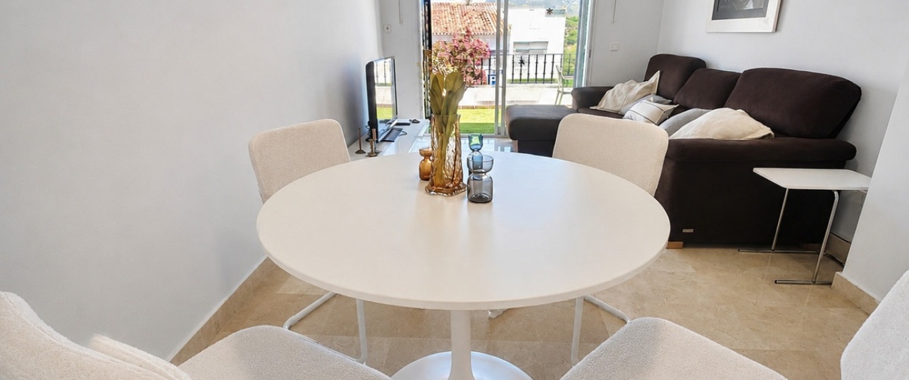 Resale - apartment - Marbella - Nueva Andalucía
