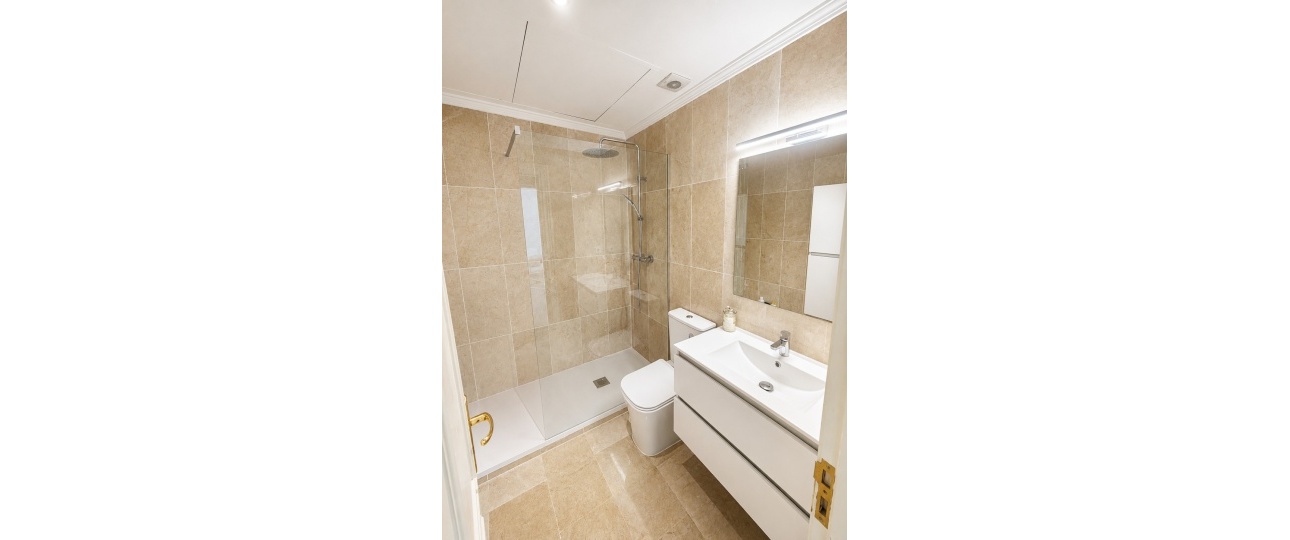 Resale - apartment - Marbella - Nueva Andalucía