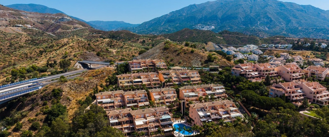 Resale - apartment - Marbella - Nueva Andalucía