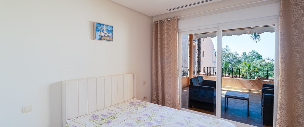 Resale - apartment - Marbella - Nueva Andalucía