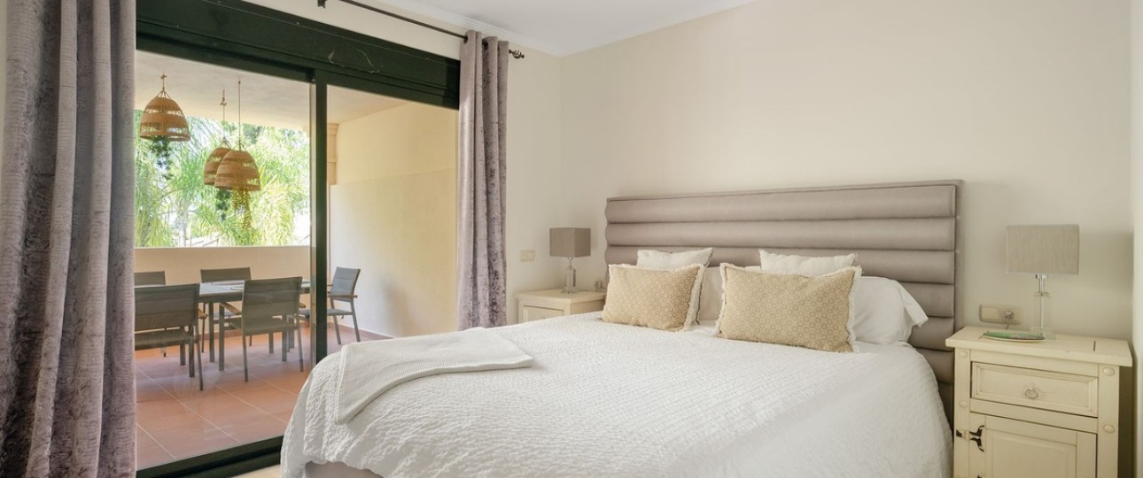 Resale - apartment - Marbella - Nueva Andalucía