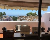 Resale - apartment - Marbella - Nueva Andalucía