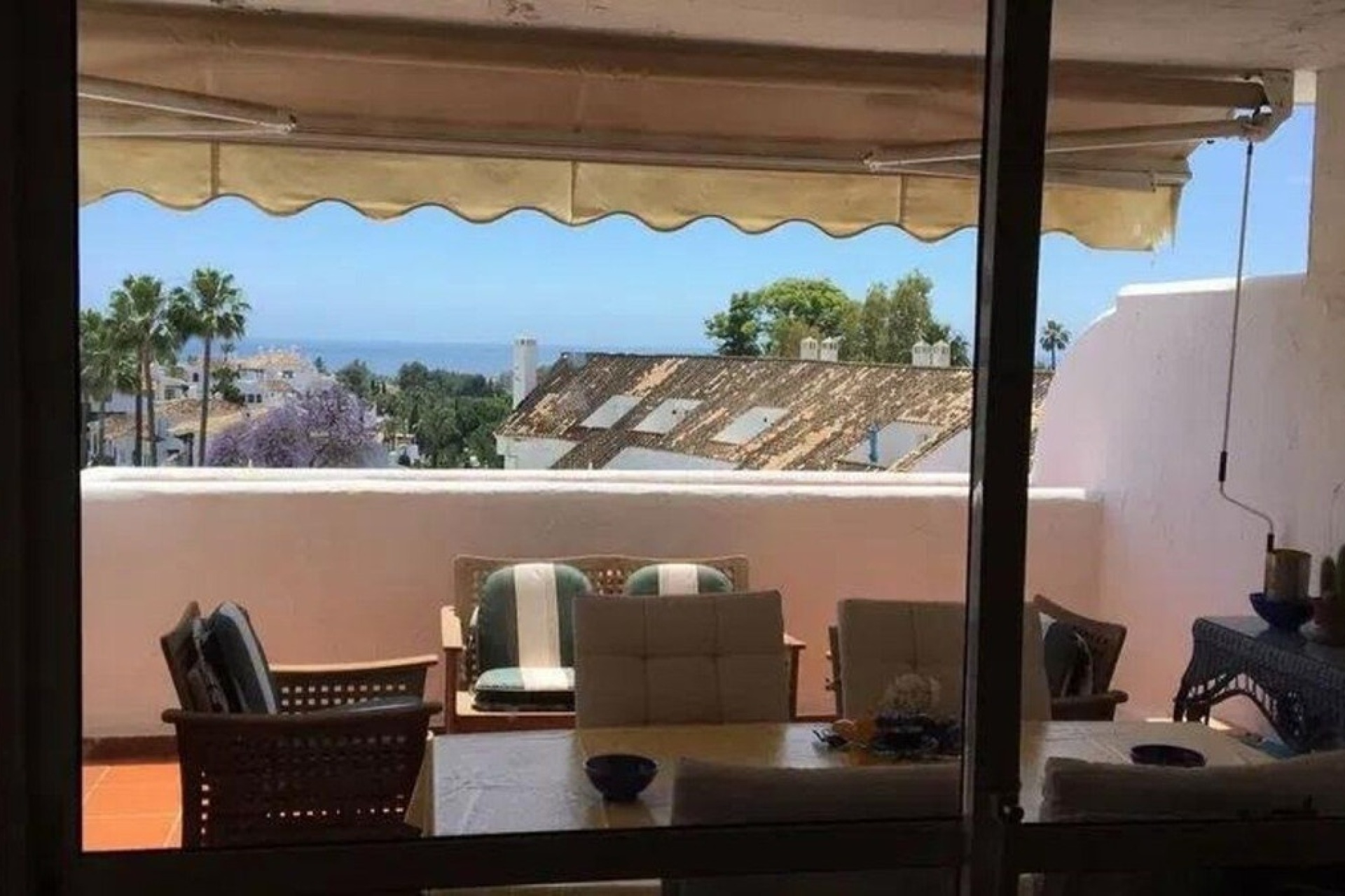 Resale - apartment - Marbella - Nueva Andalucía
