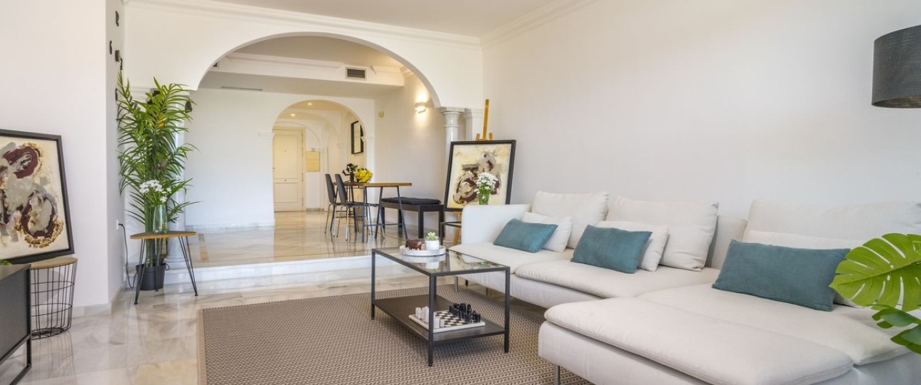 Resale - apartment - Marbella - Nueva Andalucía