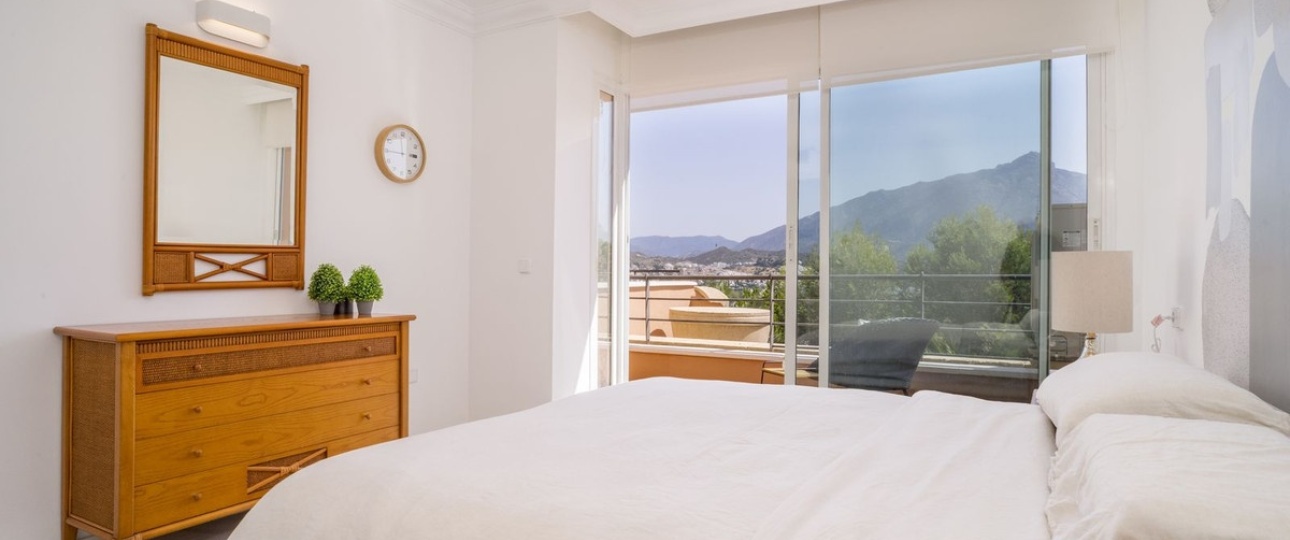 Resale - apartment - Marbella - Nueva Andalucía