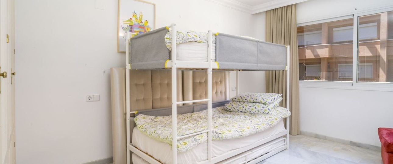 Resale - apartment - Marbella - Nueva Andalucía