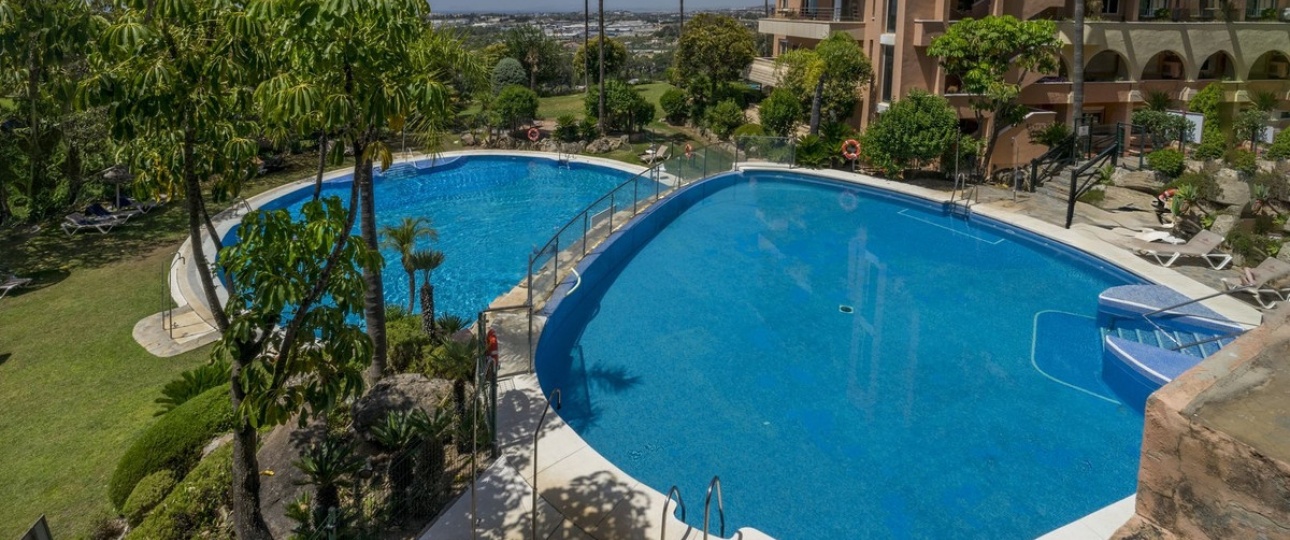 Resale - apartment - Marbella - Nueva Andalucía