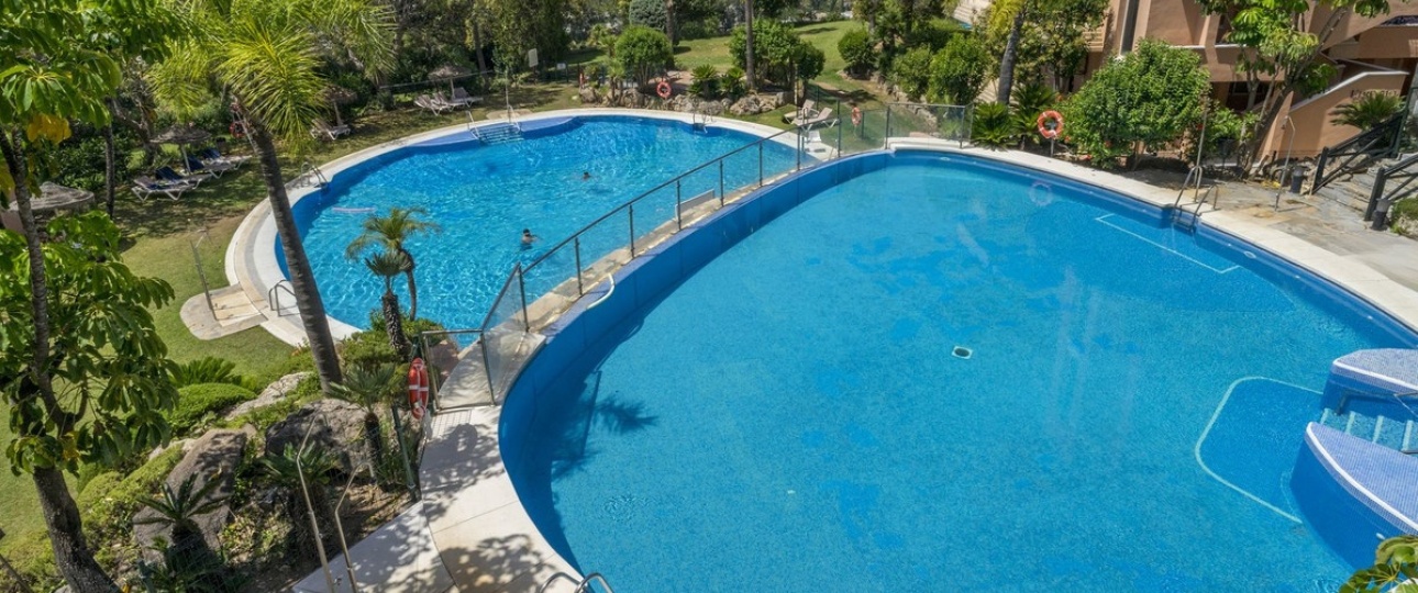 Resale - apartment - Marbella - Nueva Andalucía