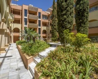 Resale - apartment - Marbella - Nueva Andalucía