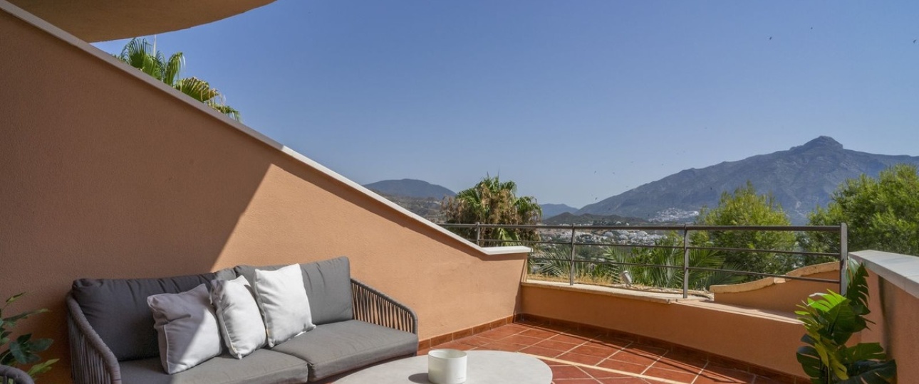 Resale - apartment - Marbella - Nueva Andalucía