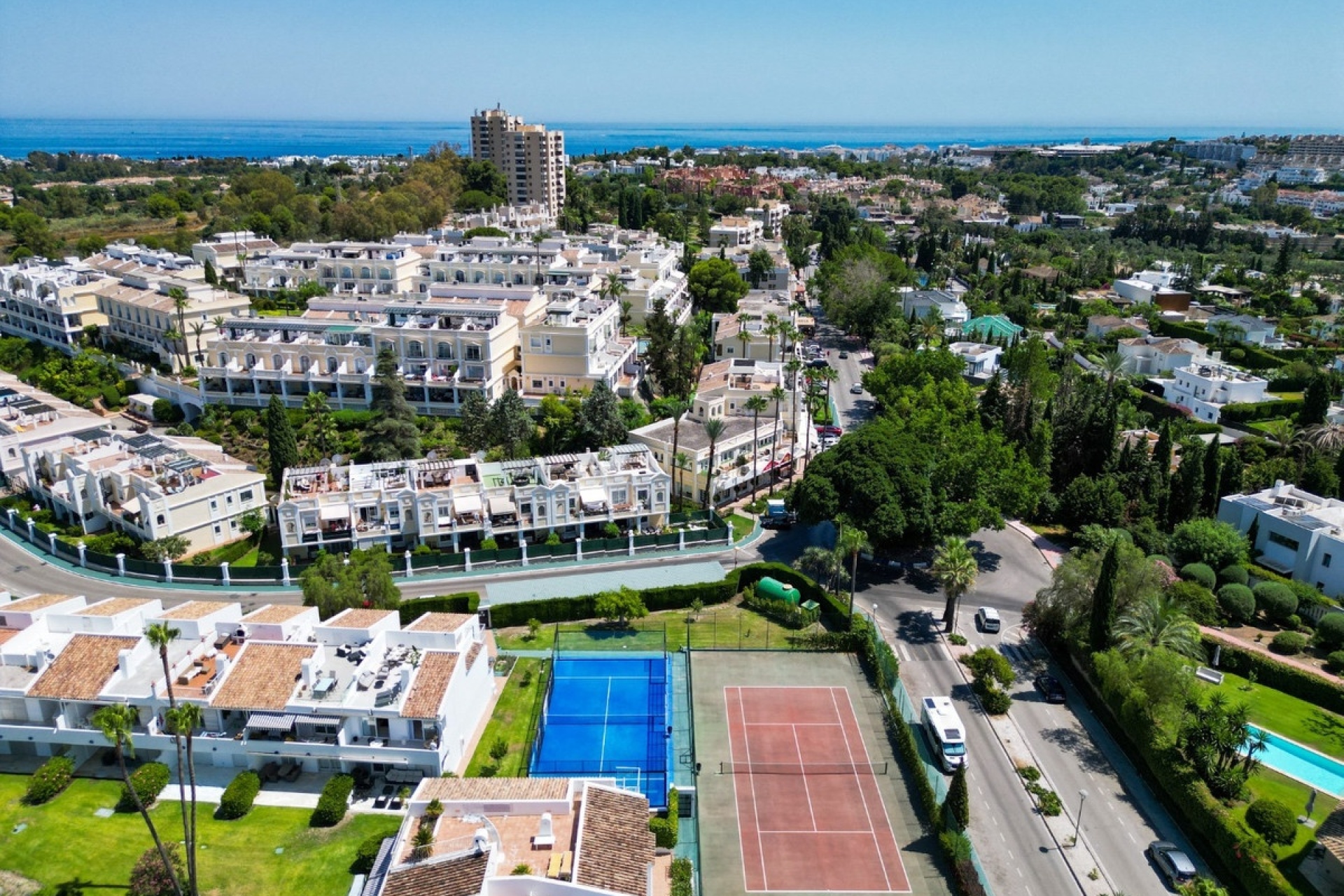Resale - apartment - Marbella - Nueva Andalucía