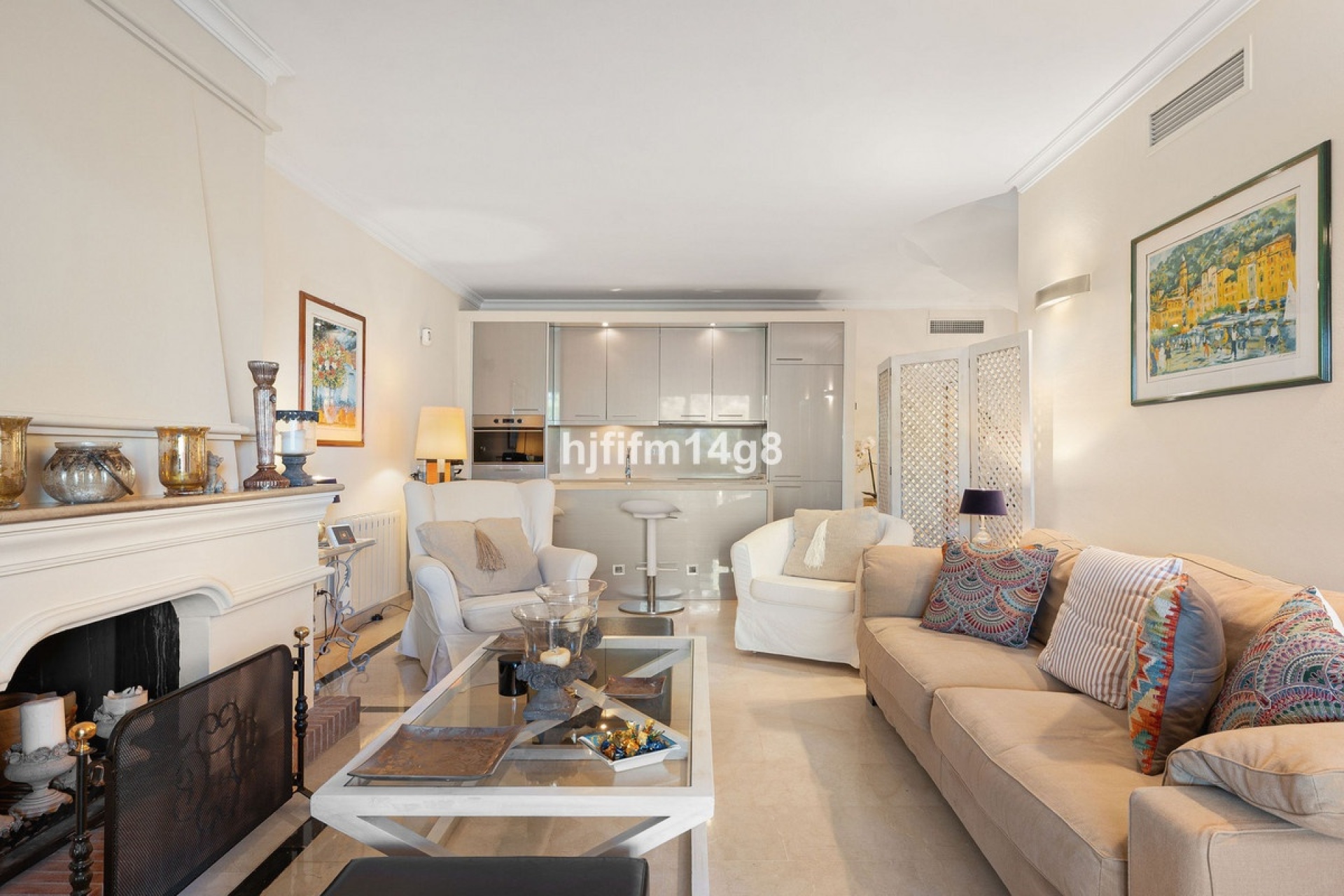 Resale - apartment - Marbella - Nueva Andalucía