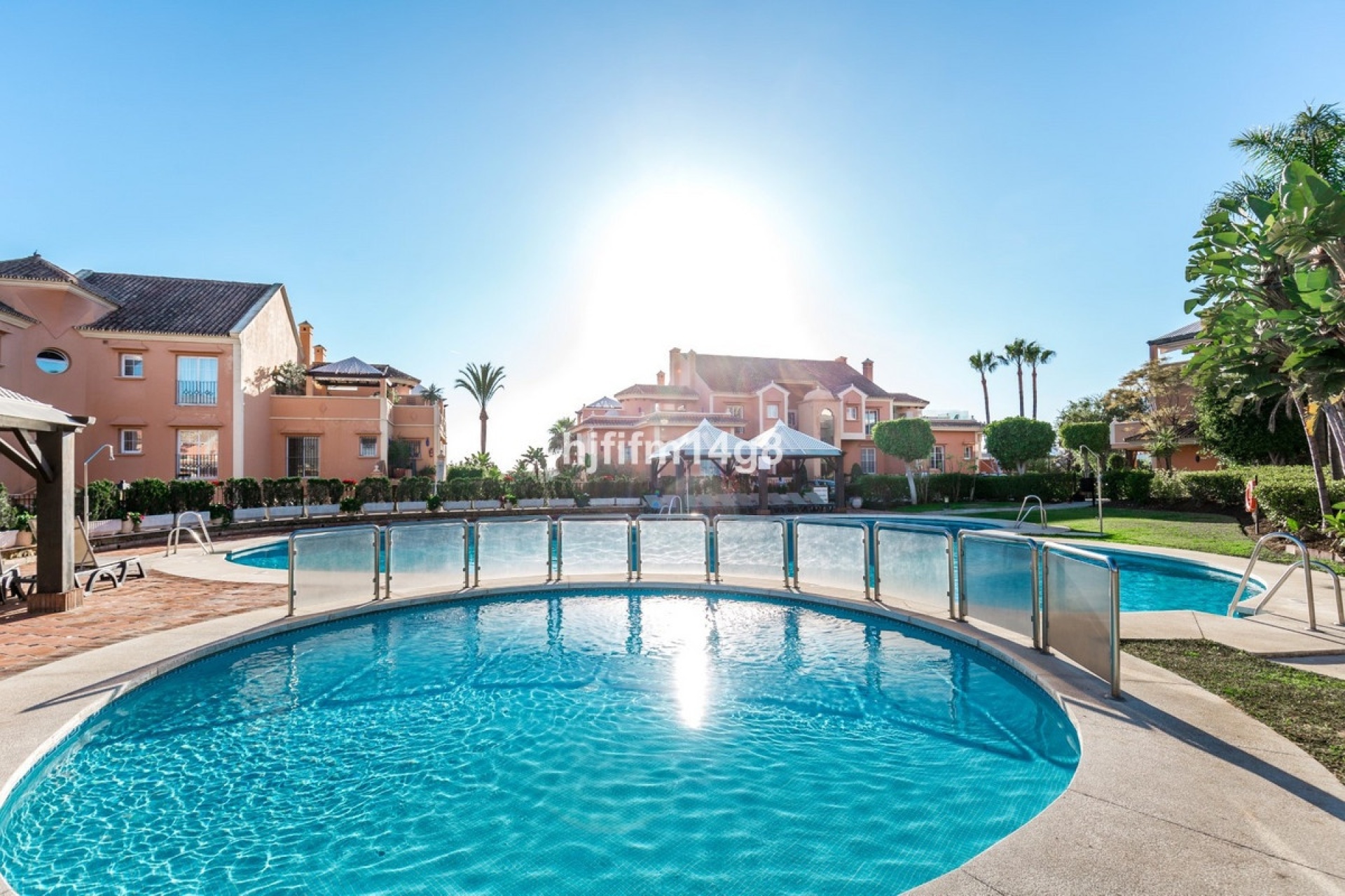Resale - apartment - Marbella - Nueva Andalucía
