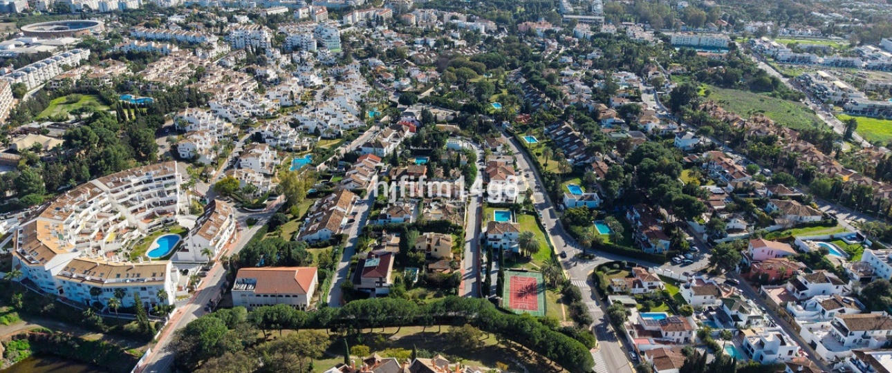 Resale - apartment - Marbella - Nueva Andalucía