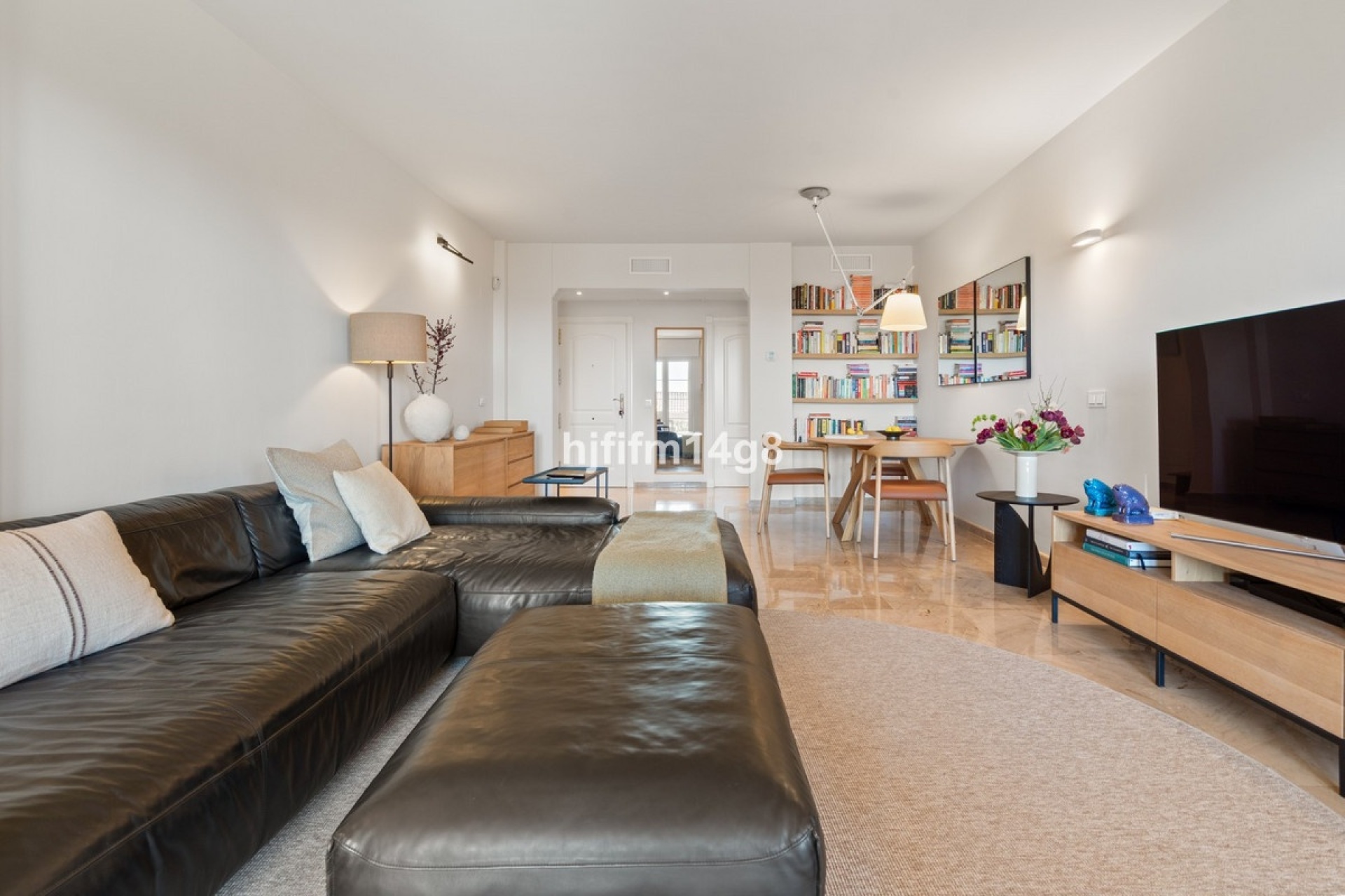 Resale - apartment - Marbella - Nueva Andalucía