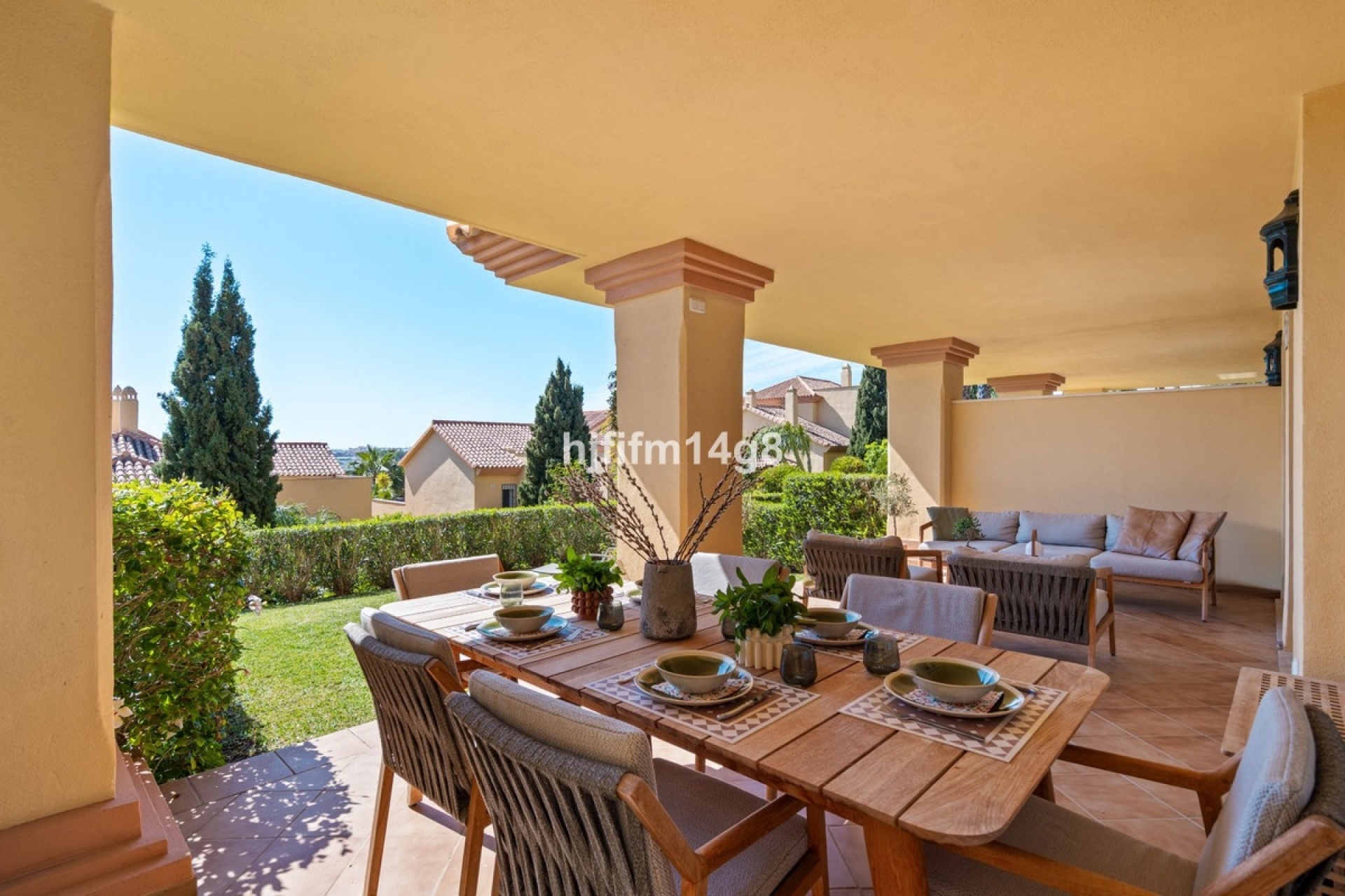 Resale - apartment - Marbella - Nueva Andalucía